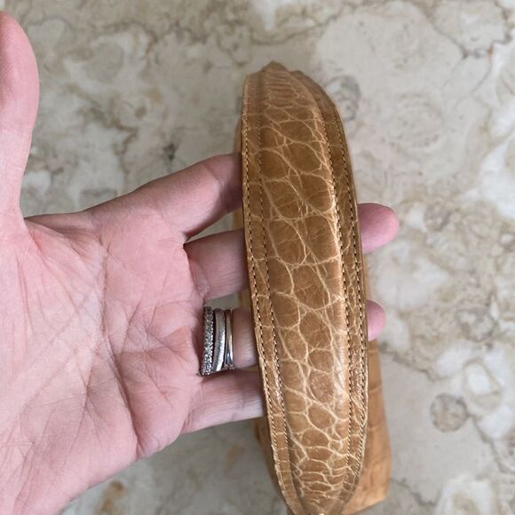 Brahmin Croc Embossed Leather Baguette Shoulder Bag - Picture 11 of 15